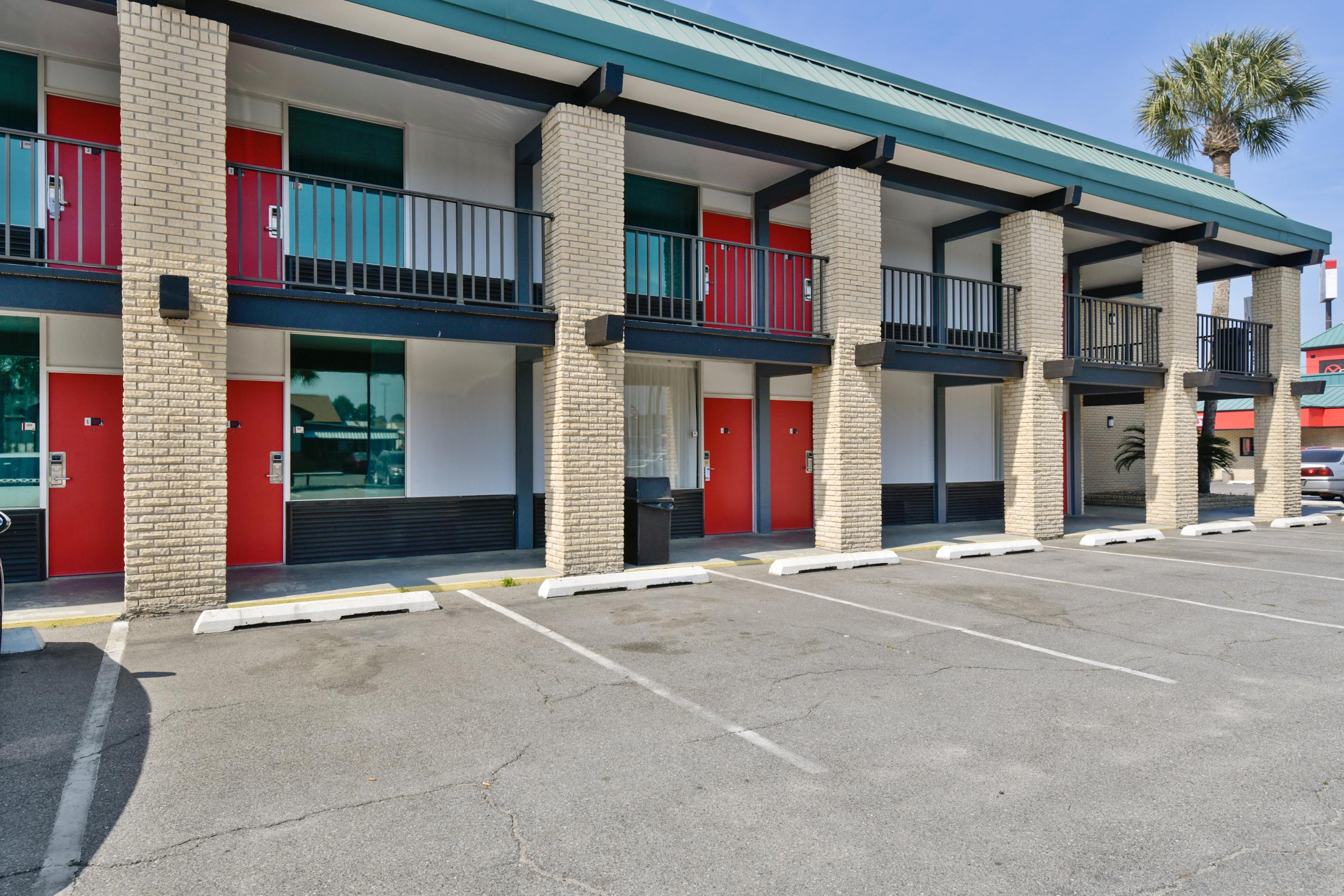 Oyo Park - Valdosta Area Hotel 2*