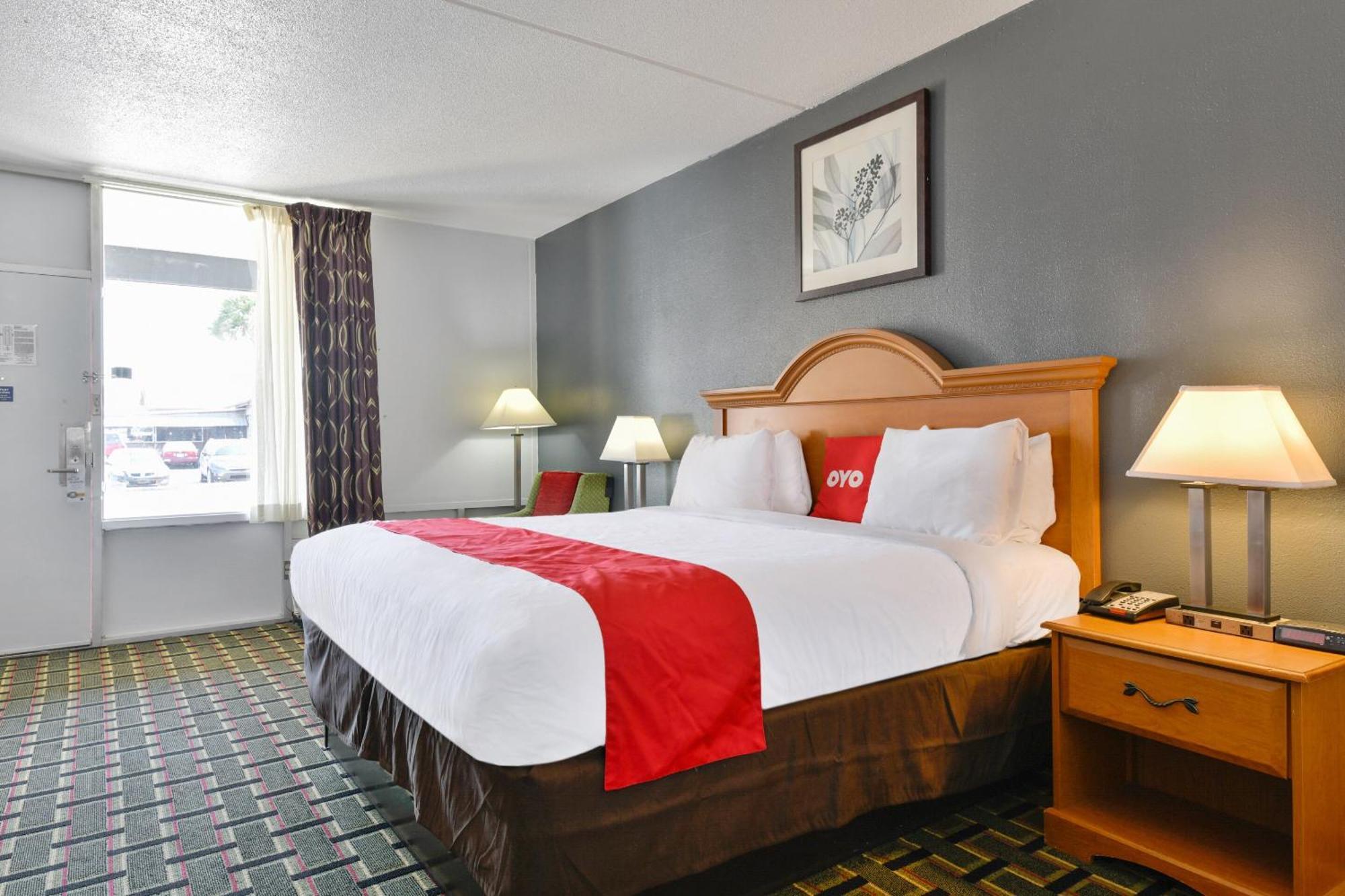 Hotel Oyo Park - Valdosta Area 2*