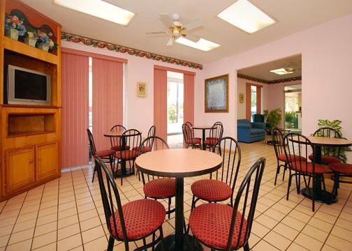 Oyo Park - Valdosta Area Hotel